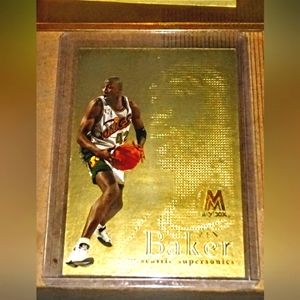 1999 SKYBOX TITANIUM HEAVY MOLTEN METAL #22F